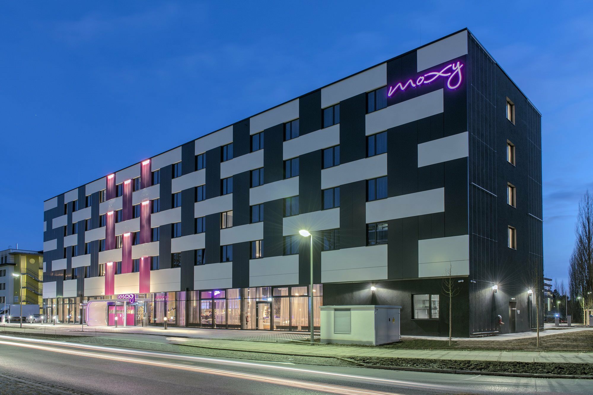 Hotel Moxy Munich Messe Aschheim Exterior foto