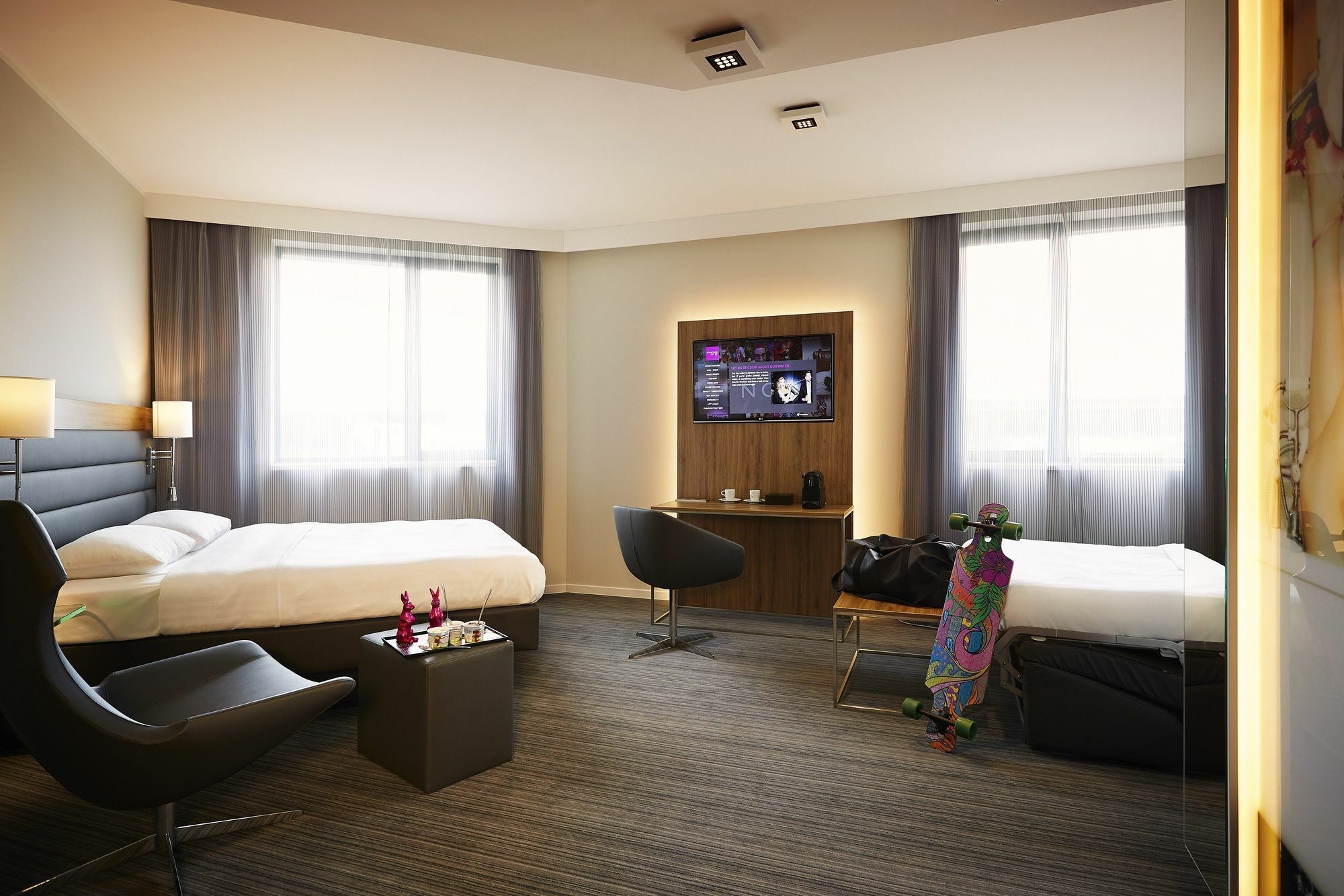 Hotel Moxy Munich Messe Aschheim Exterior foto